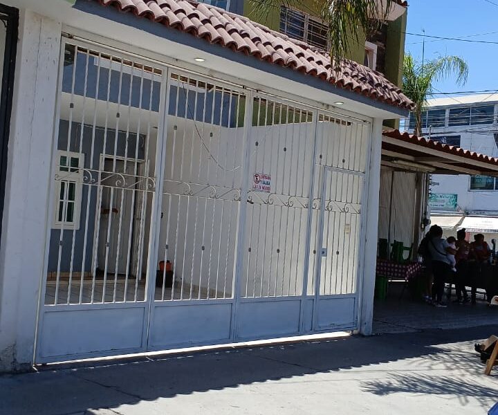 CASA EN RENTA