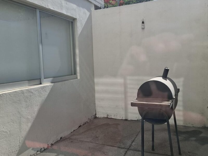 DEPARTAMENTO PLANTA BAJA A UNAS CUADRAS DEL ITESO