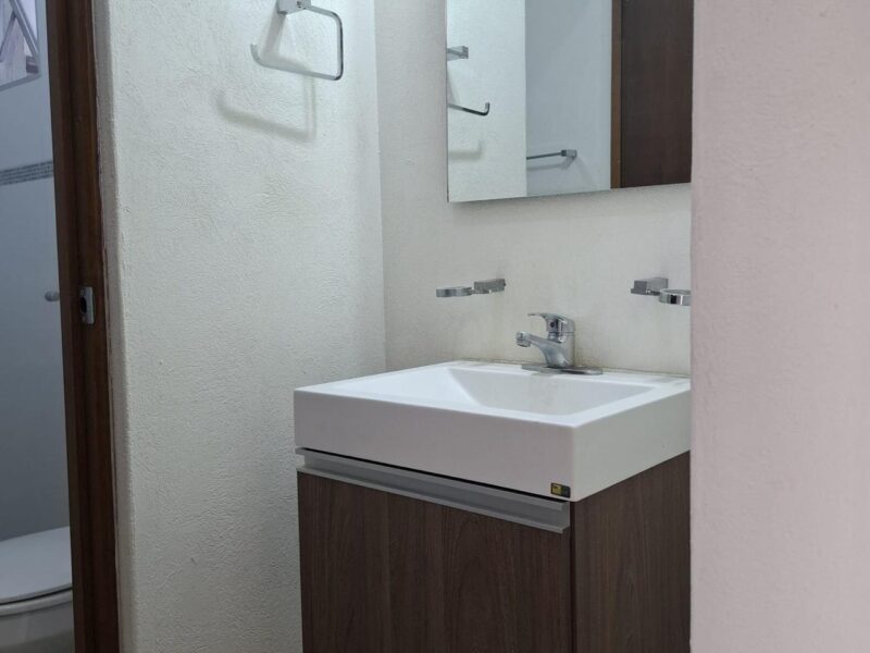 DEPARTAMENTO PLANTA BAJA A UNAS CUADRAS DEL ITESO