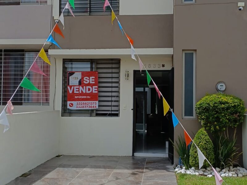 MARAVILLOSA CASA EN TREBOLES RESIDENCIAL