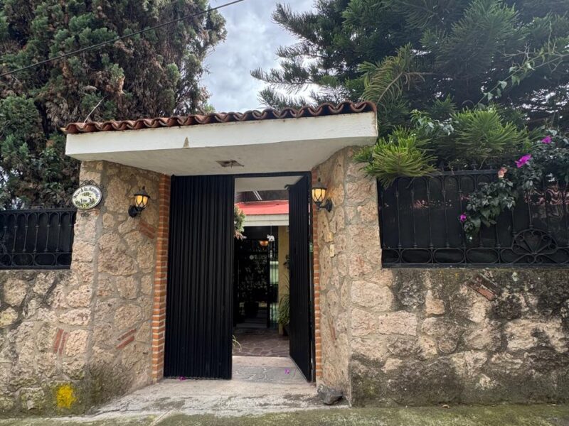 HERMOSA CASA EN VENTA EN LOMAS DE SANTA ANITA