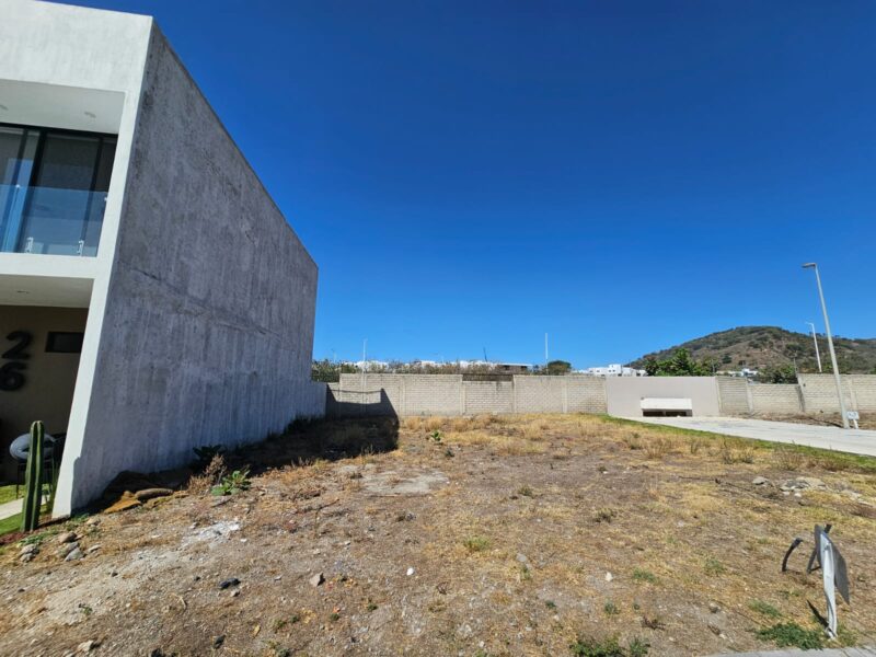 TERRENO EN VENTA BOSQUES DE SANTA ANITA