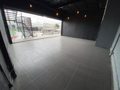 LOCAL COMERCIAL EN RENTA AV AVIACION ZAPOPAN