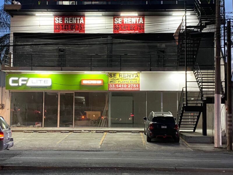 LOCAL COMERCIAL EN RENTA AV AVIACION ZAPOPAN